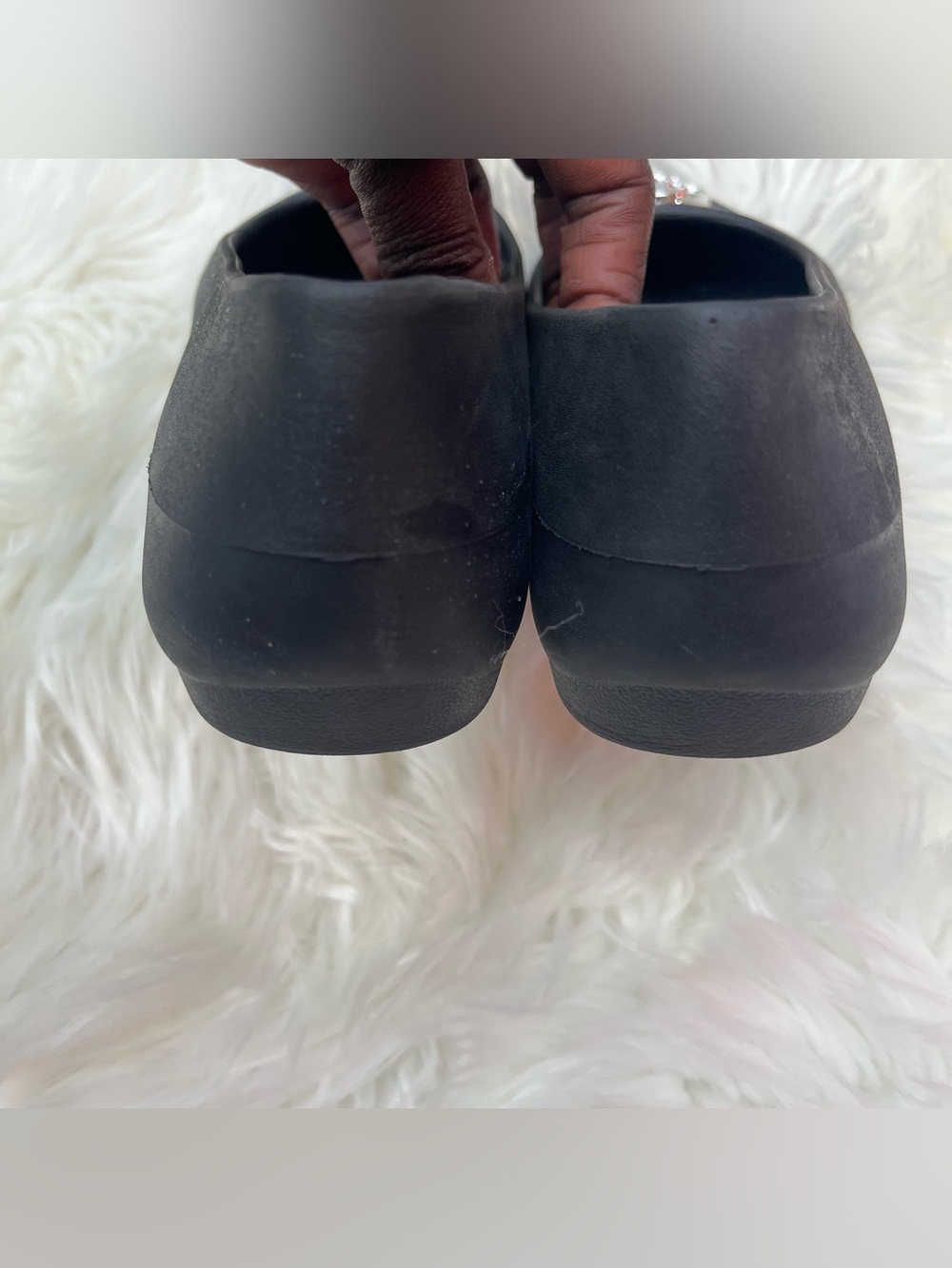 Crocs “Gianna” Disc Ballet Flats - Picture 12 of 13